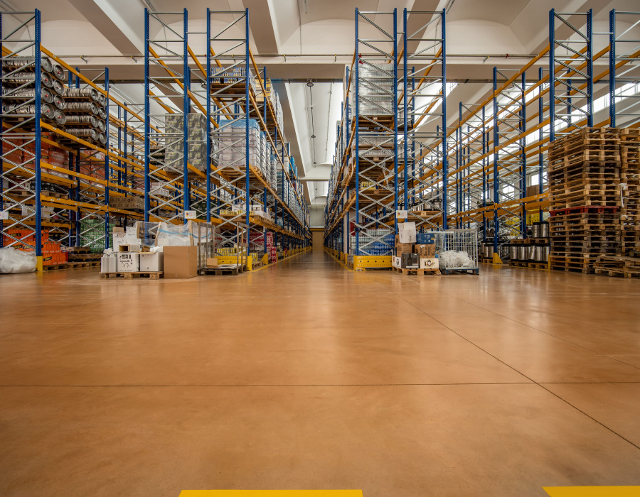 Industrial floors for logistics platforms and warehouses - Ferrowine Castelfranco V.to