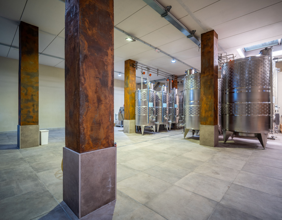 Oxydecor®, Corten effect vertical coating. Terre di Ezzelino Winery, San Zenone degli Ezzelini, Italy